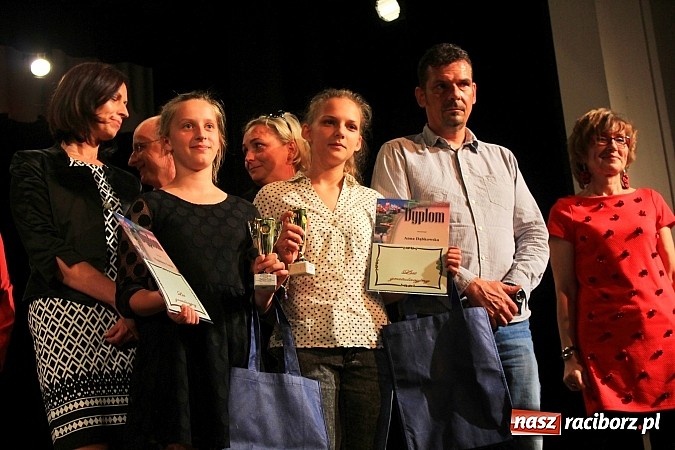 Zdjęcie w galerii na portalu naszraciborz.pl: W Strzesze odbyła się Gala Laureatów SP 18 wiadomości z regionu