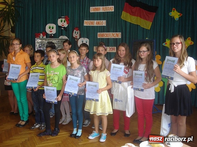 Zdjęcie w galerii na portalu naszraciborz.pl: Gminny przegląd piosenki anglo- i niemieckojęzycznej  wiadomości z regionu