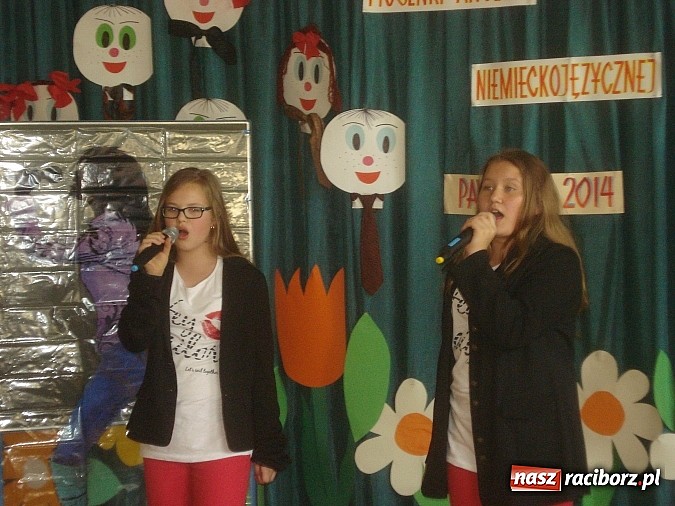 Zdjęcie w galerii na portalu naszraciborz.pl: Gminny przegląd piosenki anglo- i niemieckojęzycznej  wiadomości z regionu