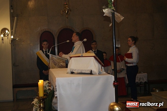 Zdjęcie w galerii na portalu naszraciborz.pl: Bieńkowiczanie po raz kolejny poszli dziękować Matce Bożej wiadomości z regionu