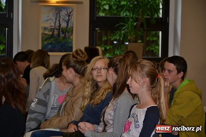 Zdjęcie w galerii na portalu naszraciborz.pl: W tworkowskim Centrum Kultury zaprezentowano nowy portal mapowy wiadomości z regionu