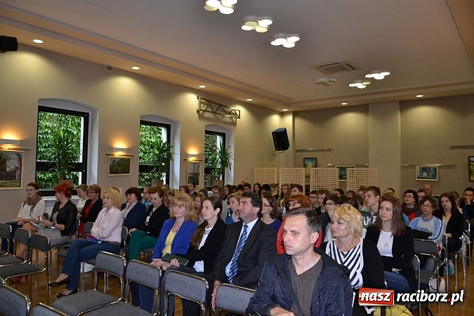 Zdjęcie w galerii na portalu naszraciborz.pl: W tworkowskim Centrum Kultury zaprezentowano nowy portal mapowy wiadomości z regionu