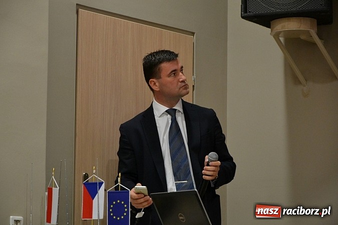 Zdjęcie w galerii na portalu naszraciborz.pl: W tworkowskim Centrum Kultury zaprezentowano nowy portal mapowy wiadomości z regionu