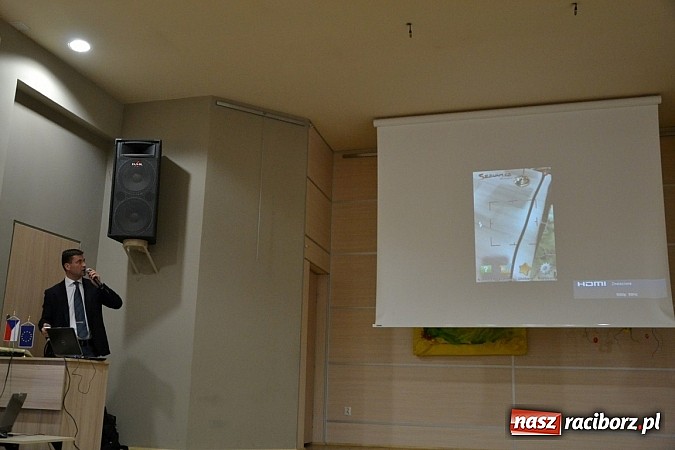 Zdjęcie w galerii na portalu naszraciborz.pl: W tworkowskim Centrum Kultury zaprezentowano nowy portal mapowy wiadomości z regionu