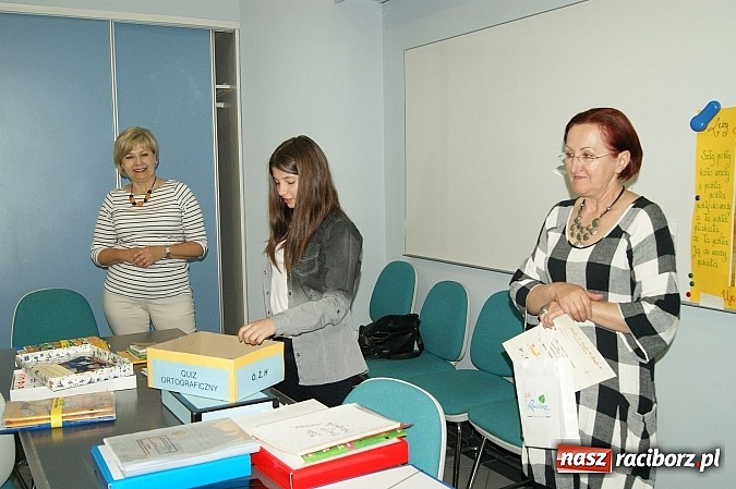 Zdjęcie w galerii na portalu naszraciborz.pl: Oni wiedzą jak oswoić ortografię wiadomości z regionu