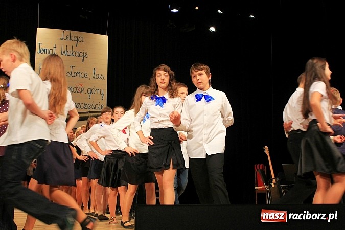 Zdjęcie w galerii na portalu naszraciborz.pl: SP 1: Podsumowanie roku szkolnego w RCK wiadomości z regionu