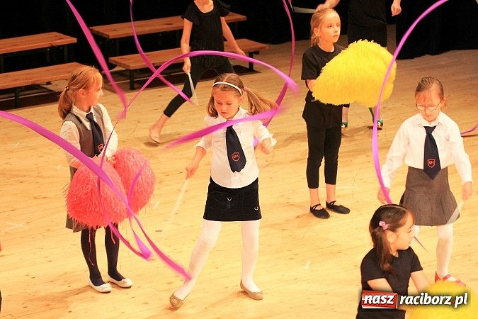 Zdjęcie w galerii na portalu naszraciborz.pl: SP 1: Podsumowanie roku szkolnego w RCK wiadomości z regionu