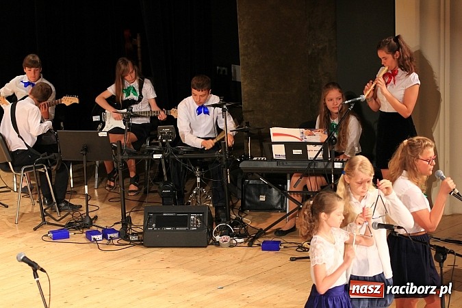 Zdjęcie w galerii na portalu naszraciborz.pl: SP 1: Podsumowanie roku szkolnego w RCK wiadomości z regionu