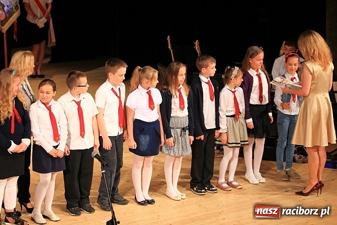 Zdjęcie w galerii na portalu naszraciborz.pl: SP 1: Podsumowanie roku szkolnego w RCK wiadomości z regionu