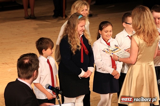 Zdjęcie w galerii na portalu naszraciborz.pl: SP 1: Podsumowanie roku szkolnego w RCK wiadomości z regionu