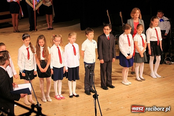 Zdjęcie w galerii na portalu naszraciborz.pl: SP 1: Podsumowanie roku szkolnego w RCK wiadomości z regionu