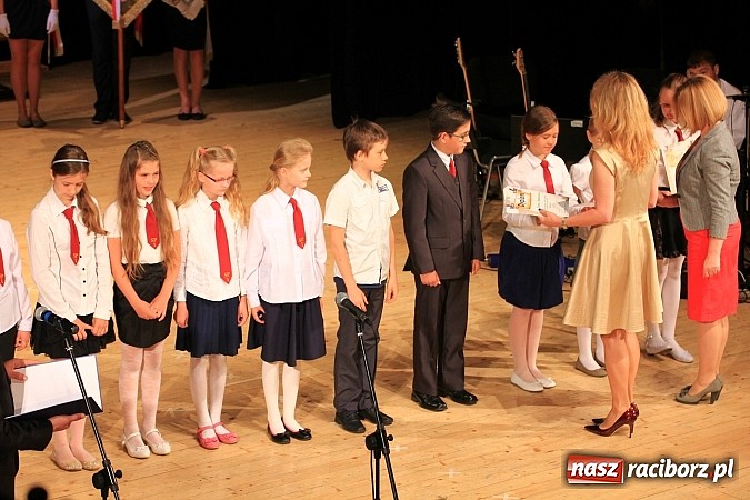 Zdjęcie w galerii na portalu naszraciborz.pl: SP 1: Podsumowanie roku szkolnego w RCK wiadomości z regionu