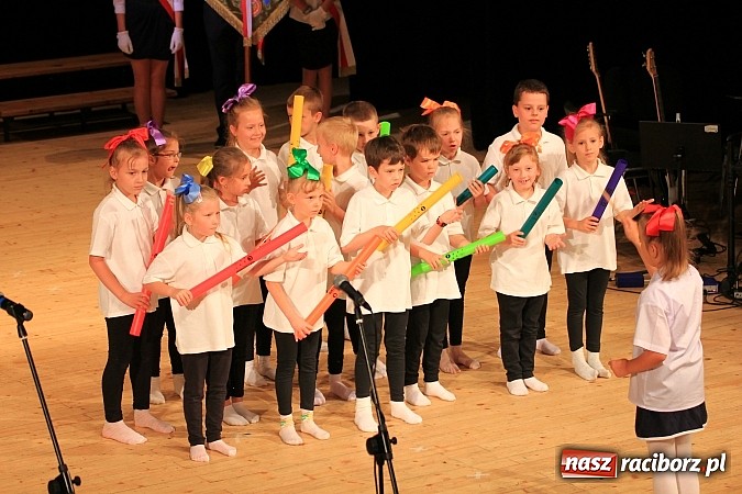 Zdjęcie w galerii na portalu naszraciborz.pl: SP 1: Podsumowanie roku szkolnego w RCK wiadomości z regionu