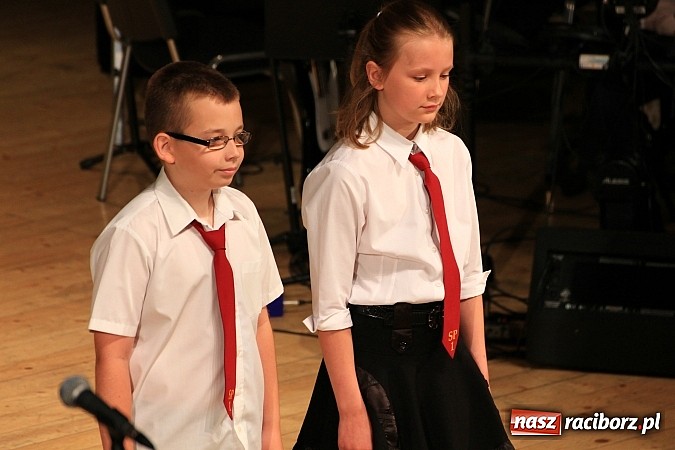 Zdjęcie w galerii na portalu naszraciborz.pl: SP 1: Podsumowanie roku szkolnego w RCK wiadomości z regionu