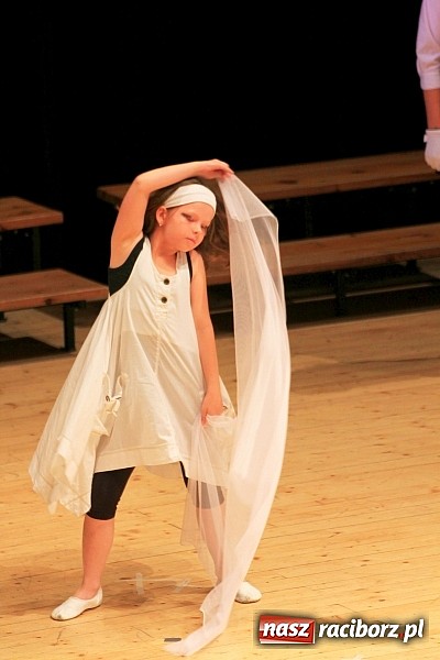 Zdjęcie w galerii na portalu naszraciborz.pl: SP 1: Podsumowanie roku szkolnego w RCK wiadomości z regionu