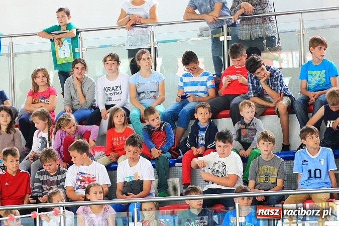 Zdjęcie w galerii na portalu naszraciborz.pl: Pokazy ratownictwa na pływalni ZSOMS wiadomości z regionu