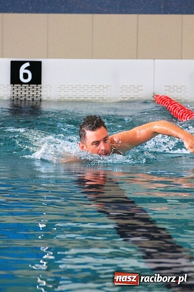 Zdjęcie w galerii na portalu naszraciborz.pl: Pokazy ratownictwa na pływalni ZSOMS wiadomości z regionu