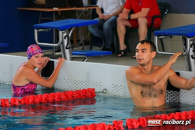 Zdjęcie w galerii na portalu naszraciborz.pl: Pokazy ratownictwa na pływalni ZSOMS wiadomości z regionu