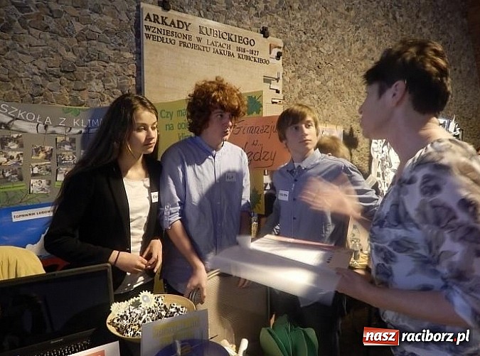 Zdjęcie w galerii na portalu naszraciborz.pl: Gimnazjum z Nędzy wśród najlepszych na Zamku Królewskim w Warszawie wiadomości z regionu