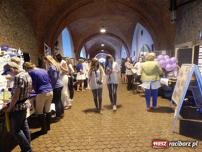 Zdjęcie w galerii na portalu naszraciborz.pl: Gimnazjum z Nędzy wśród najlepszych na Zamku Królewskim w Warszawie wiadomości z regionu