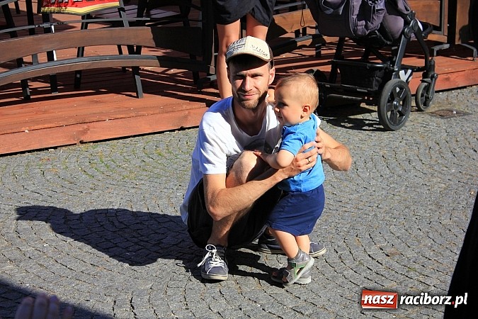 Zdjęcie w galerii na portalu naszraciborz.pl: Chcą zwalczać mowę nienawiści w internecie wiadomości z regionu