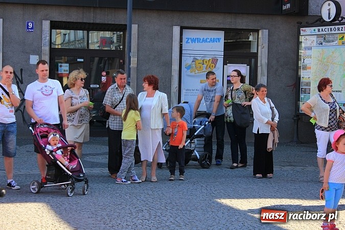 Zdjęcie w galerii na portalu naszraciborz.pl: Chcą zwalczać mowę nienawiści w internecie wiadomości z regionu