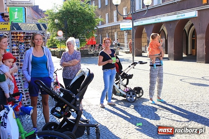 Zdjęcie w galerii na portalu naszraciborz.pl: Chcą zwalczać mowę nienawiści w internecie wiadomości z regionu