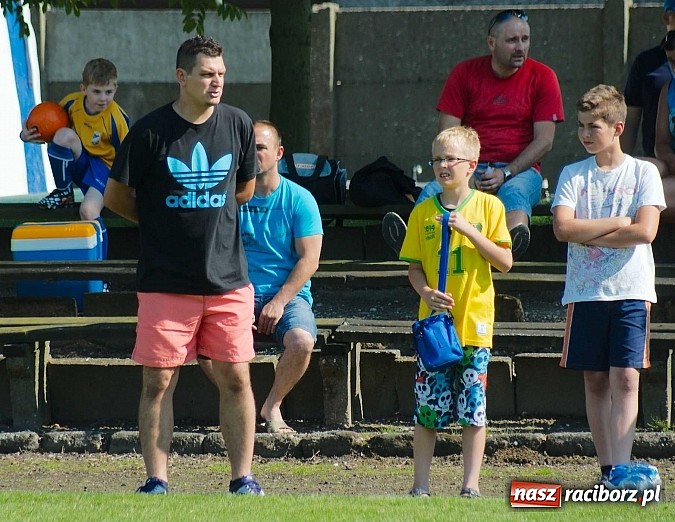 Zdjęcie w galerii na portalu naszraciborz.pl: Tworków Cup 2014: Gospodarze lepsi w karnych wiadomości z regionu