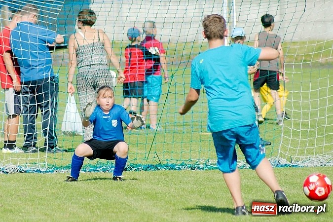 Zdjęcie w galerii na portalu naszraciborz.pl: Tworków Cup 2014: Gospodarze lepsi w karnych wiadomości z regionu