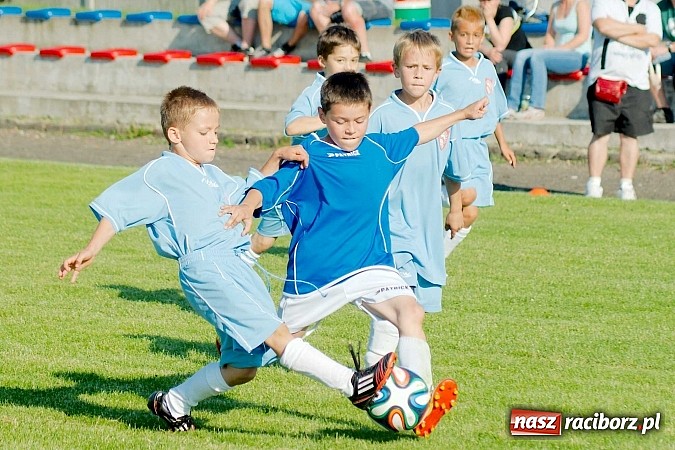 Zdjęcie w galerii na portalu naszraciborz.pl: Tworków Cup 2014: Gospodarze lepsi w karnych wiadomości z regionu