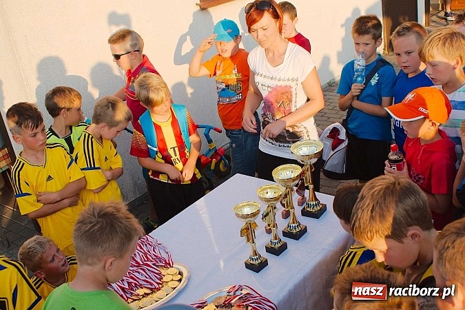 Zdjęcie w galerii na portalu naszraciborz.pl: Tworków Cup 2014: Gospodarze lepsi w karnych wiadomości z regionu