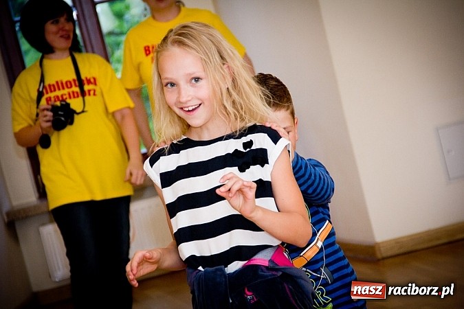 Zdjęcie w galerii na portalu naszraciborz.pl: Zobacz jak na zamku witano wakacje, czyli Zamkowa Noc z Duchami - odsłona trzecia wiadomości z regionu