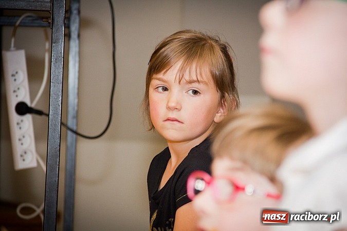 Zdjęcie w galerii na portalu naszraciborz.pl: Zobacz jak na zamku witano wakacje, czyli Zamkowa Noc z Duchami - odsłona trzecia wiadomości z regionu