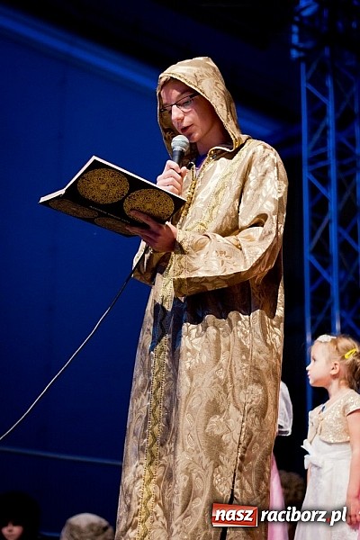 Zdjęcie w galerii na portalu naszraciborz.pl: Zobacz jak na zamku witano wakacje, czyli Zamkowa Noc z Duchami - odsłona trzecia wiadomości z regionu