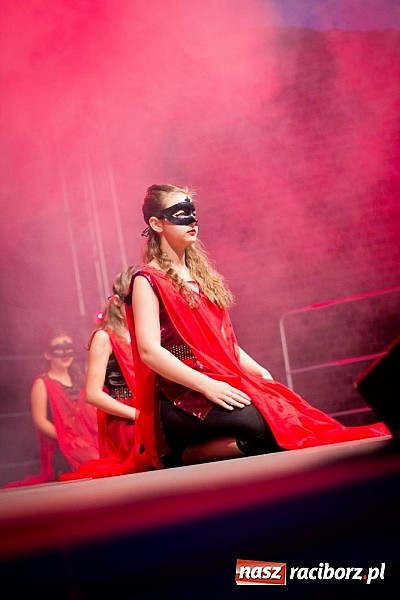 Zdjęcie w galerii na portalu naszraciborz.pl: Zobacz jak na zamku witano wakacje, czyli Zamkowa Noc z Duchami - odsłona trzecia wiadomości z regionu