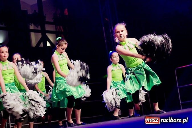 Zdjęcie w galerii na portalu naszraciborz.pl: Zobacz jak na zamku witano wakacje, czyli Zamkowa Noc z Duchami - odsłona trzecia wiadomości z regionu