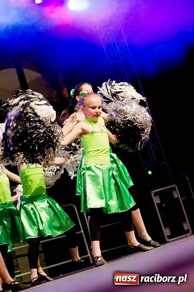 Zdjęcie w galerii na portalu naszraciborz.pl: Zobacz jak na zamku witano wakacje, czyli Zamkowa Noc z Duchami - odsłona trzecia wiadomości z regionu