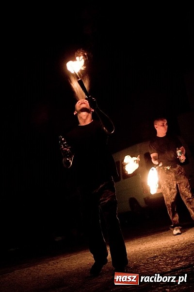 Zdjęcie w galerii na portalu naszraciborz.pl: Zobacz jak na zamku witano wakacje, czyli Zamkowa Noc z Duchami - odsłona trzecia wiadomości z regionu