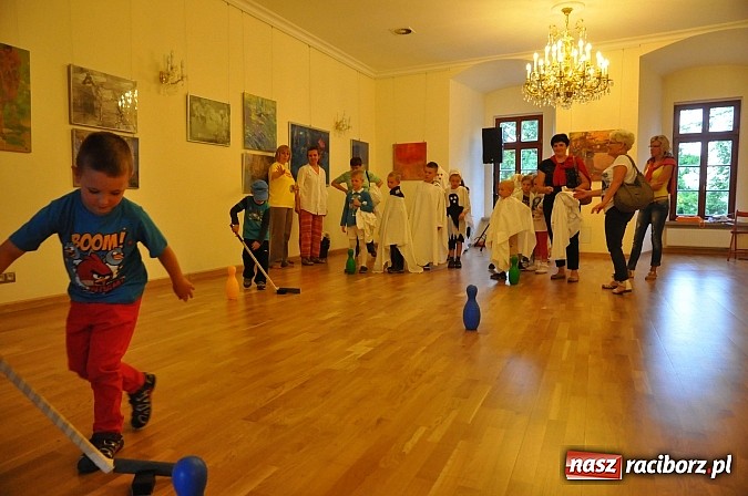 Zdjęcie w galerii na portalu naszraciborz.pl: Zobacz jak na zamku witano wakacje, czyli Zamkowa Noc z Duchami - odsłona trzecia wiadomości z regionu