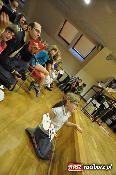 Zdjęcie w galerii na portalu naszraciborz.pl: Zobacz jak na zamku witano wakacje, czyli Zamkowa Noc z Duchami - odsłona trzecia wiadomości z regionu