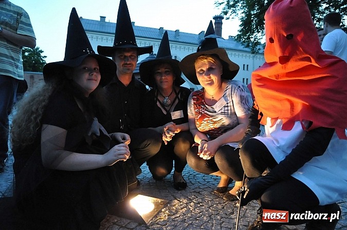 Zdjęcie w galerii na portalu naszraciborz.pl: Zobacz jak na zamku witano wakacje, czyli Zamkowa Noc z Duchami - odsłona trzecia wiadomości z regionu