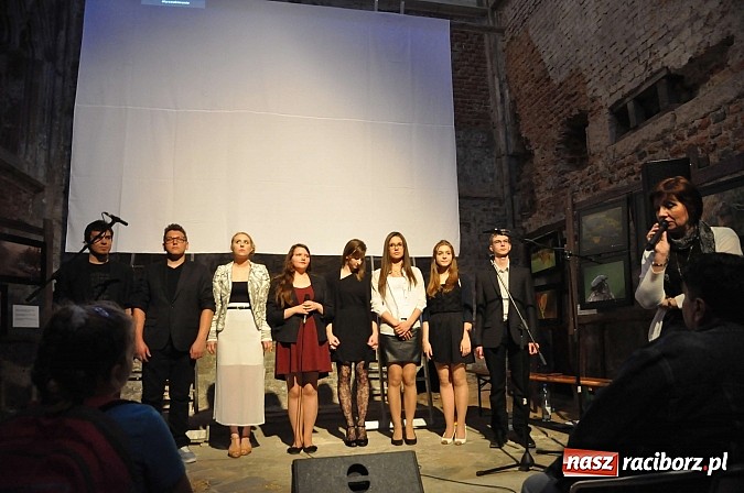 Zdjęcie w galerii na portalu naszraciborz.pl: Zobacz jak na zamku witano wakacje, czyli Zamkowa Noc z Duchami - odsłona trzecia wiadomości z regionu