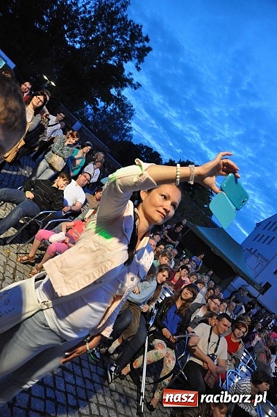 Zdjęcie w galerii na portalu naszraciborz.pl: Zobacz jak na zamku witano wakacje, czyli Zamkowa Noc z Duchami - odsłona trzecia wiadomości z regionu