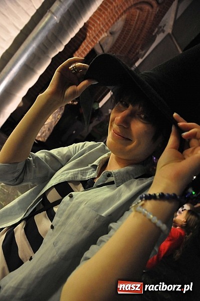 Zdjęcie w galerii na portalu naszraciborz.pl: Zobacz jak na zamku witano wakacje, czyli Zamkowa Noc z Duchami - odsłona trzecia wiadomości z regionu