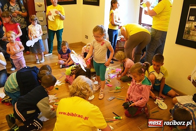 Zdjęcie w galerii na portalu naszraciborz.pl: Zobacz jak na zamku witano wakacje, czyli Zamkowa Noc z Duchami - odsłona trzecia wiadomości z regionu