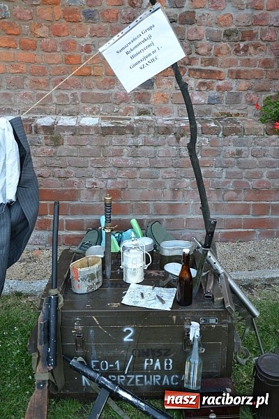 Zdjęcie w galerii na portalu naszraciborz.pl: Zobacz jak na zamku witano wakacje, czyli Zamkowa Noc z Duchami - odsłona trzecia wiadomości z regionu