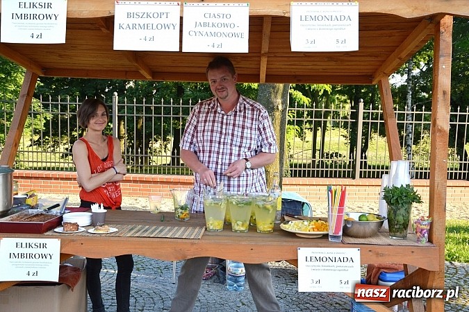 Zdjęcie w galerii na portalu naszraciborz.pl: Zobacz jak na zamku witano wakacje, czyli Zamkowa Noc z Duchami - odsłona trzecia wiadomości z regionu