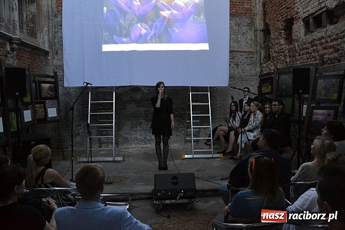 Zdjęcie w galerii na portalu naszraciborz.pl: Zobacz jak na zamku witano wakacje, czyli Zamkowa Noc z Duchami - odsłona trzecia wiadomości z regionu