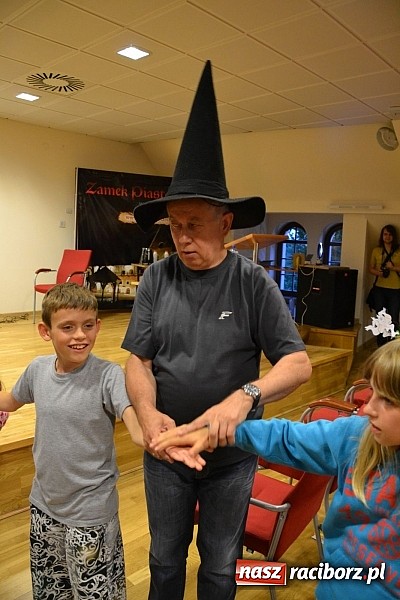 Zdjęcie w galerii na portalu naszraciborz.pl: Zobacz jak na zamku witano wakacje, czyli Zamkowa Noc z Duchami - odsłona trzecia wiadomości z regionu