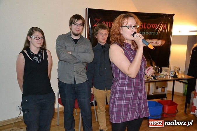 Zdjęcie w galerii na portalu naszraciborz.pl: Zobacz jak na zamku witano wakacje, czyli Zamkowa Noc z Duchami - odsłona trzecia wiadomości z regionu